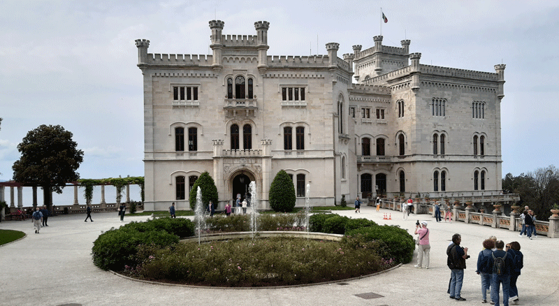 dieciocchi-castello-miramare-09_800x438gif